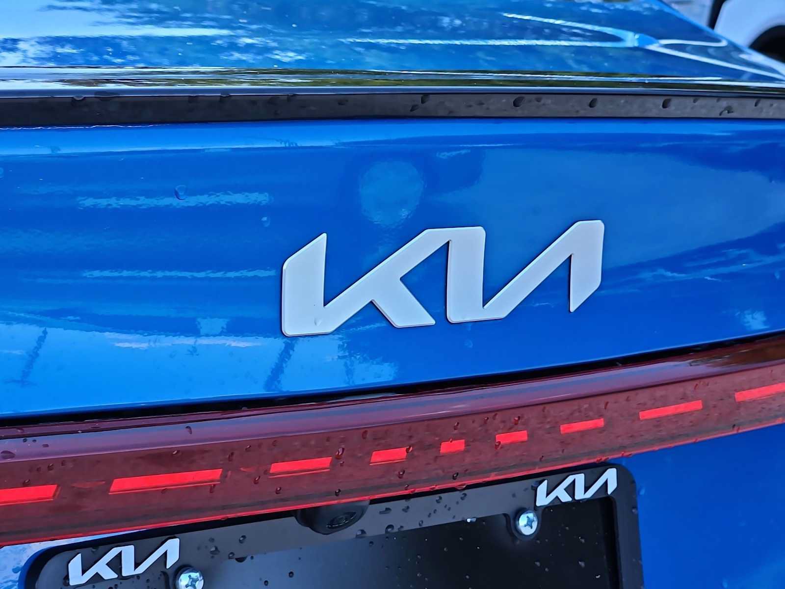 Certified 2024 Kia Forte GT-Line w/ GT-Line Premium Package FWD image 10