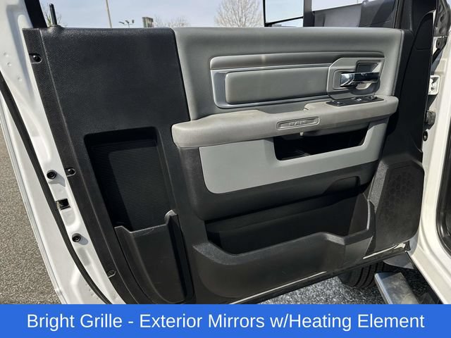 Used 2018 RAM 5500 Tradesman w/ Power & Remote Entry Group AWD/4WD image 13
