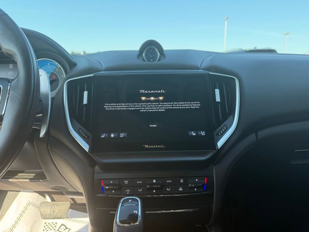 Used 2022 Maserati Ghibli Modena Q4 image 16