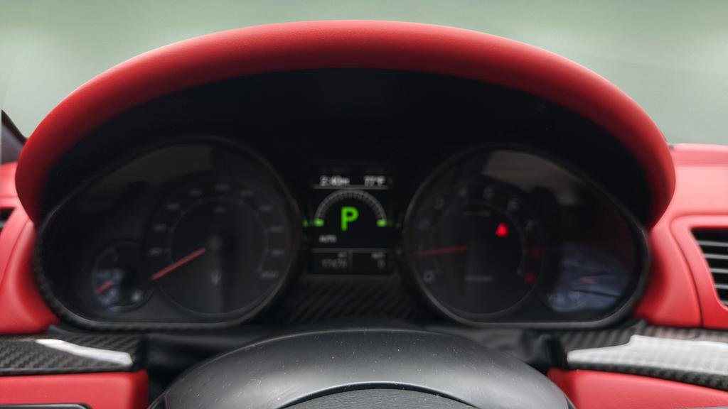 Used 2015 Maserati GranTurismo Sport image 19