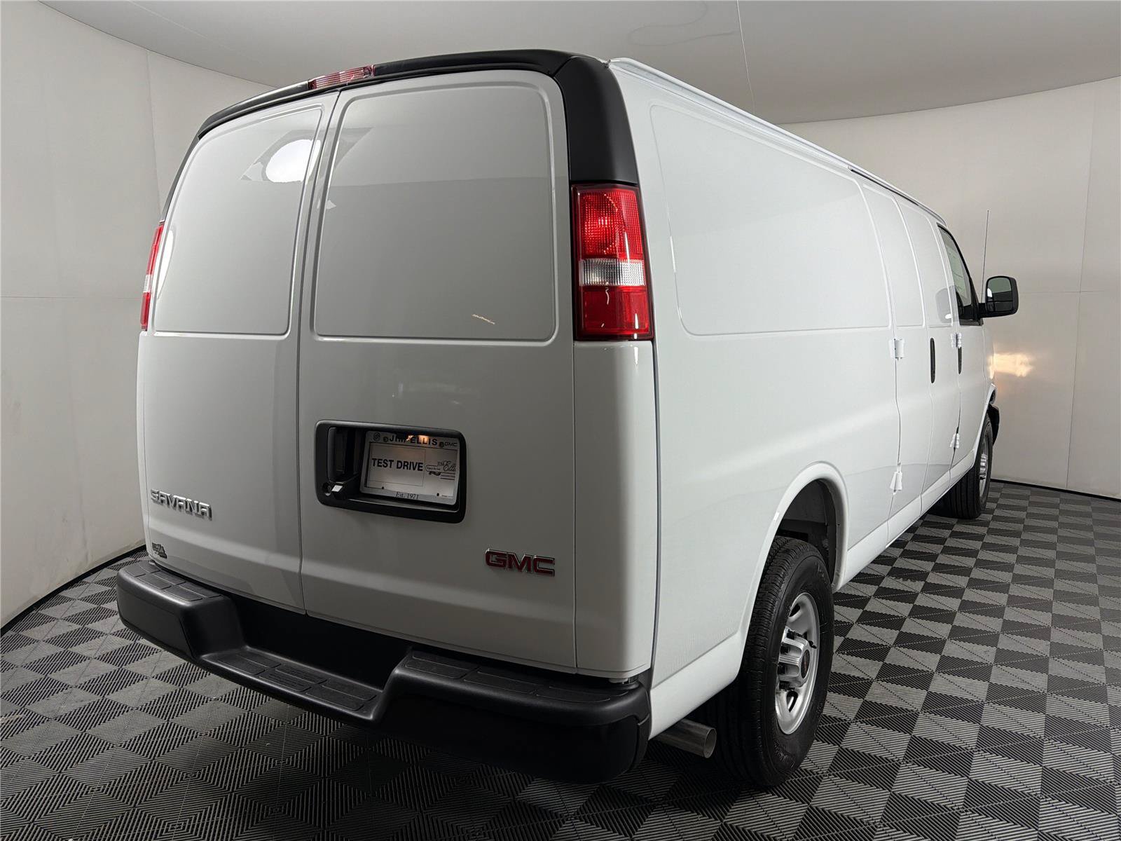 New 2026 GMC Savana 3500 Extended w/ Driver Convenience Package RWD image 6