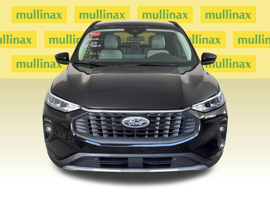 Certified 2023 Ford Escape SE FWD image 16