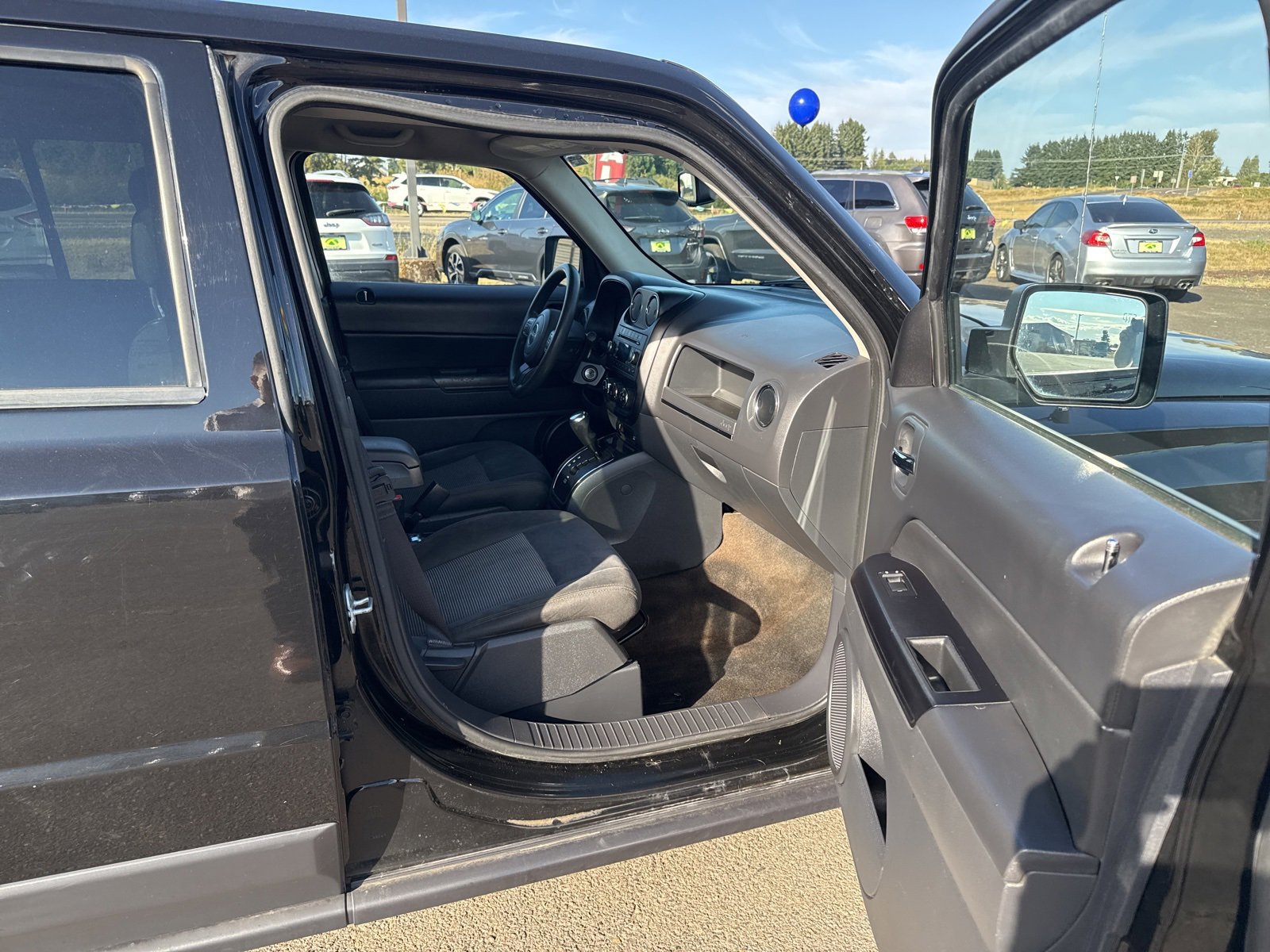 Used 2016 Jeep Patriot Sport w/ Power Value Group image 17