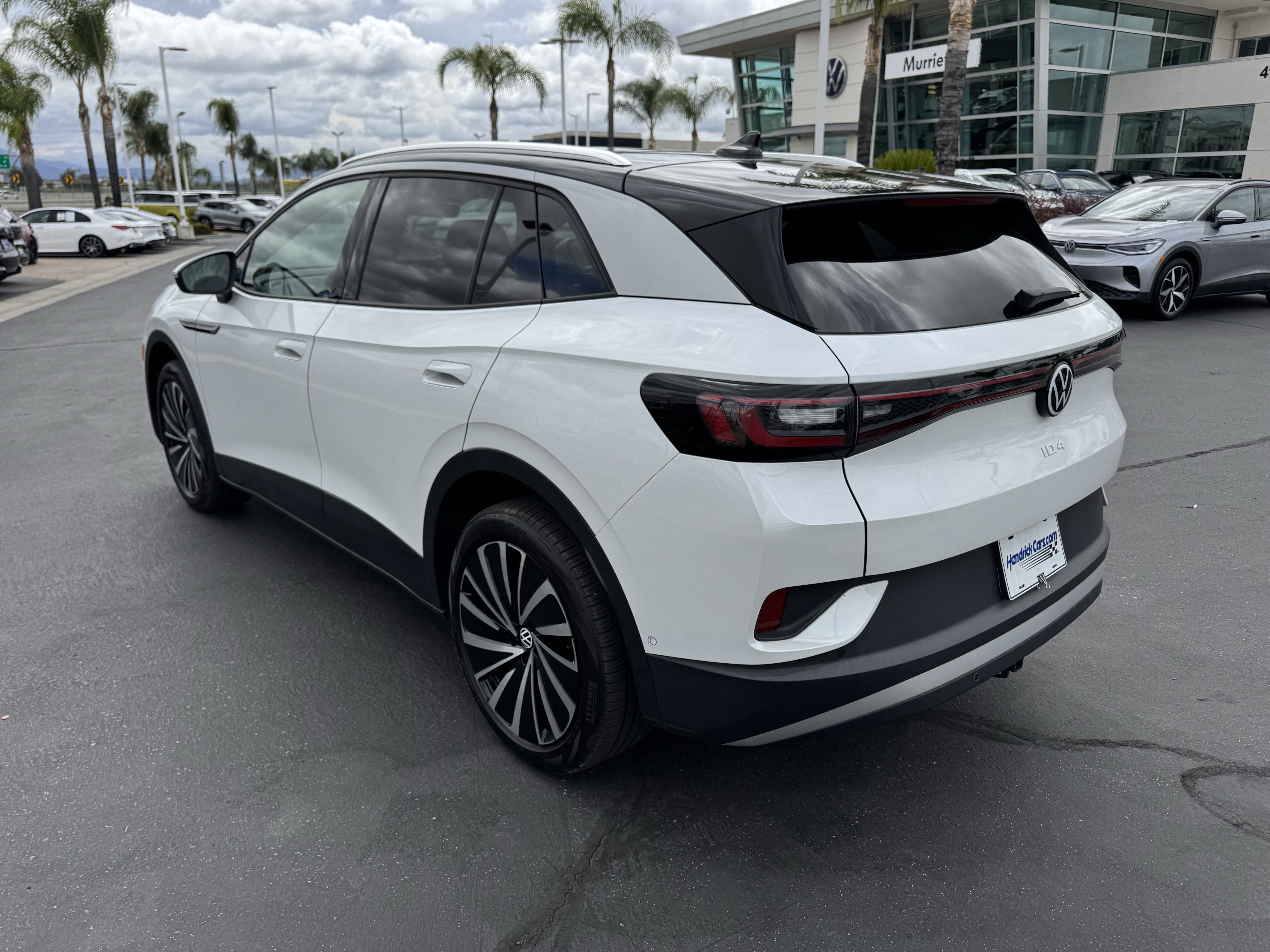 Certified 2023 Volkswagen ID.4 Pro S Plus AWD/4WD image 8