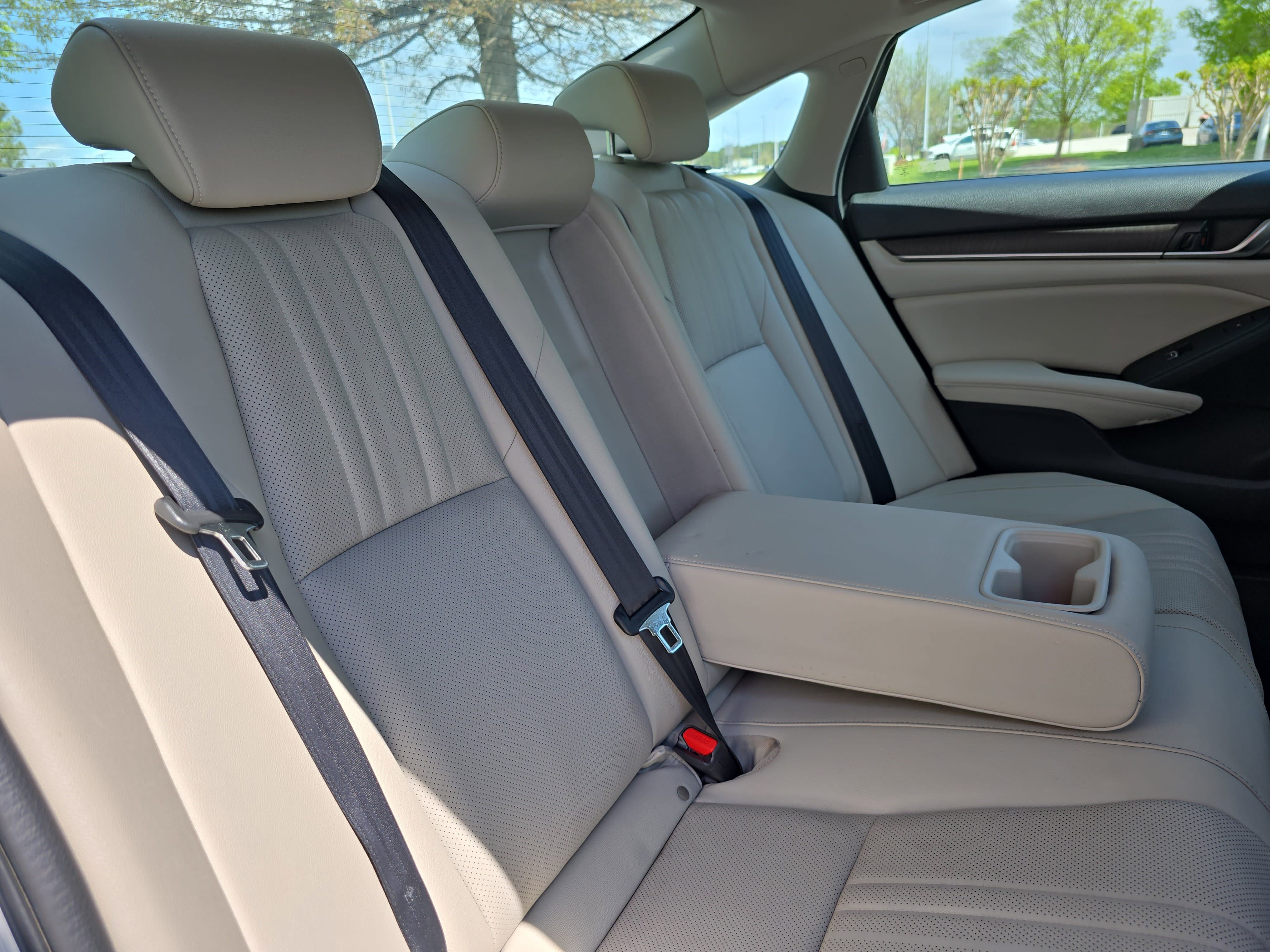 Used 2021 Honda Accord Touring image 12