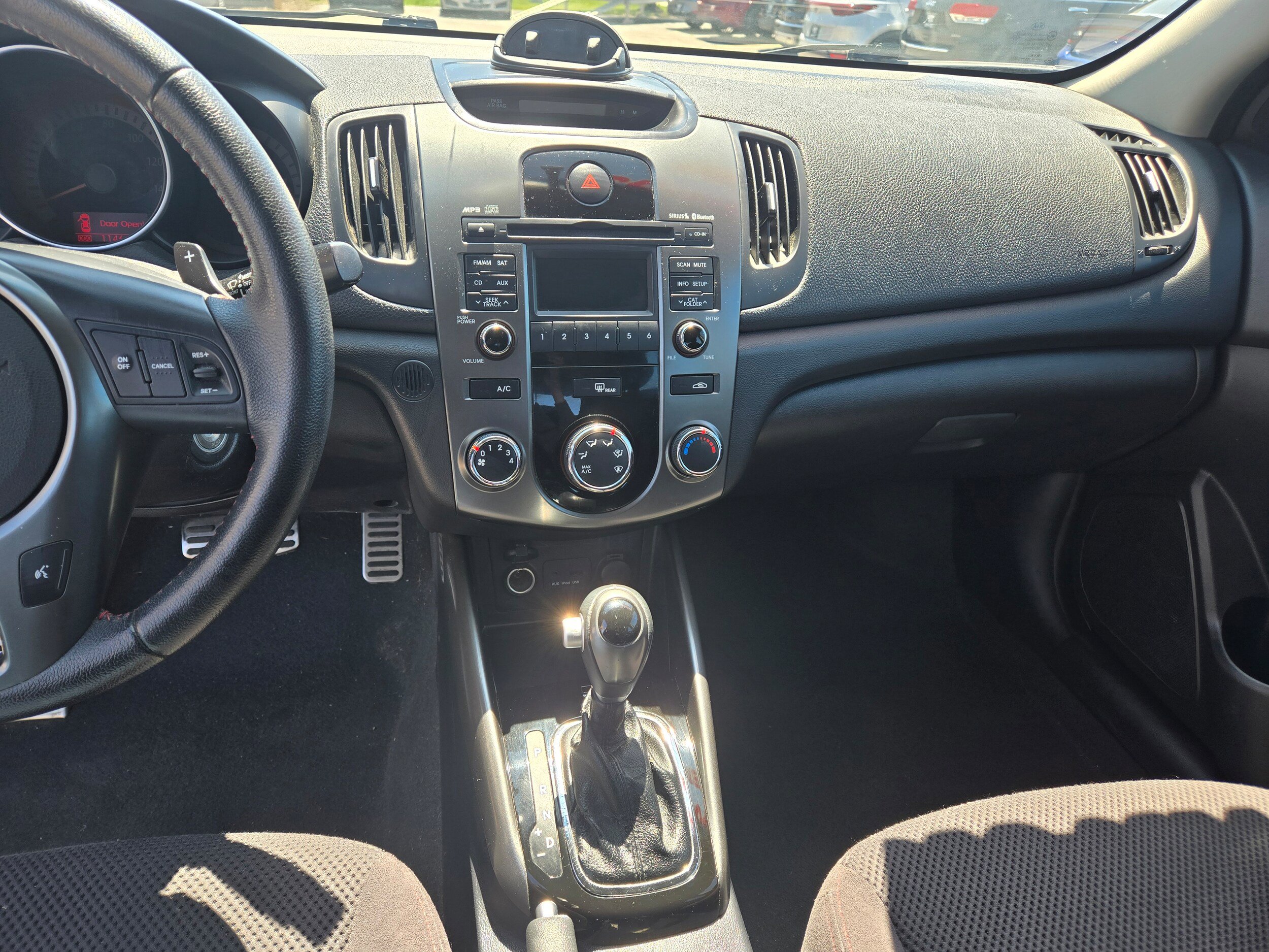 Used 2012 Kia Forte SX FWD image 7