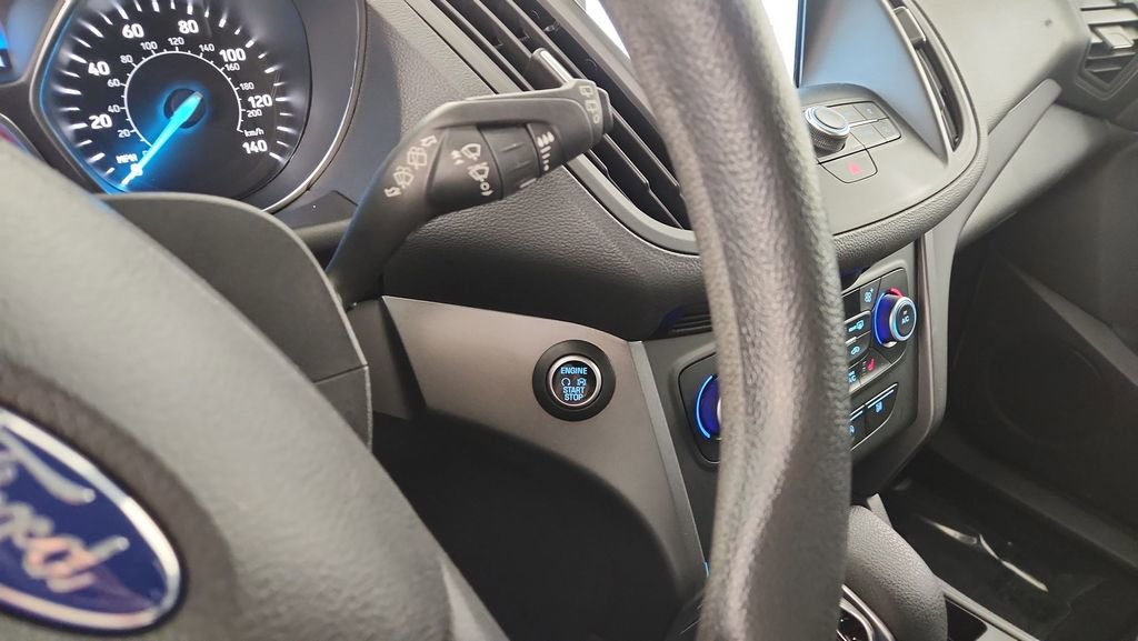 Used 2019 Ford Escape SE FWD image 19