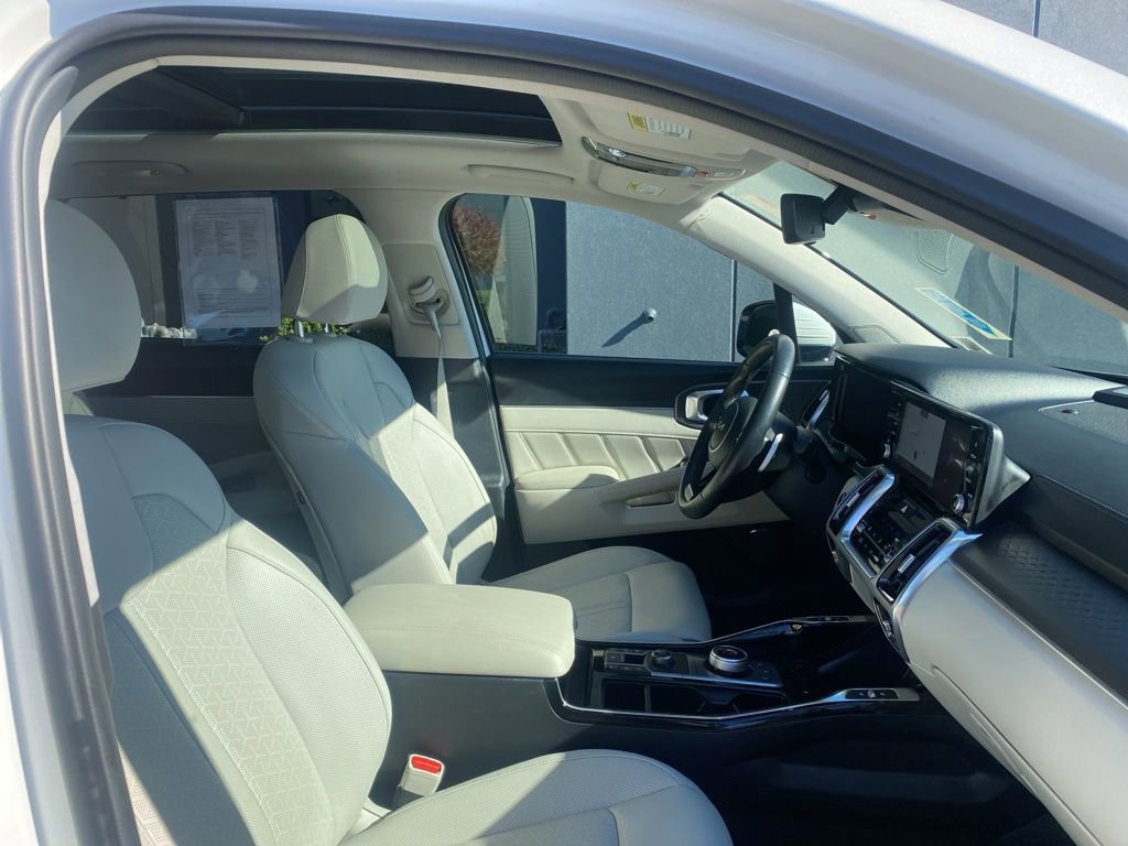 Certified 2024 Kia Sorento SX Prestige image 15