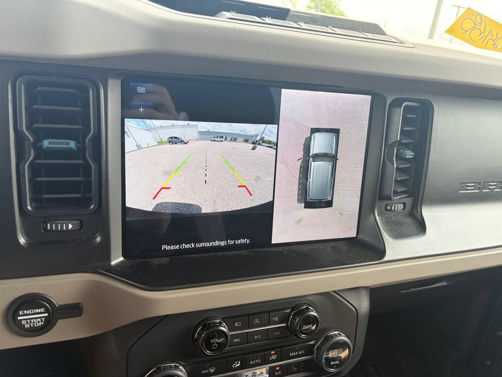 Used 2023 Ford Bronco Wildtrak AWD/4WD image 15