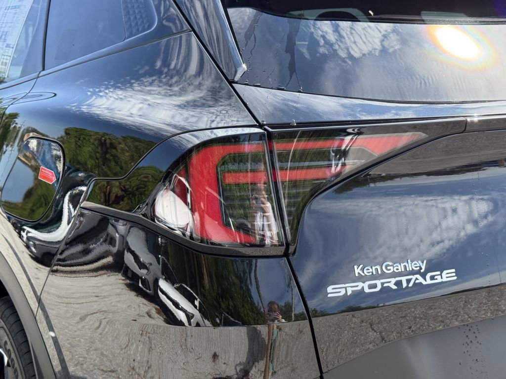 New 2026 Kia Sportage S image 11