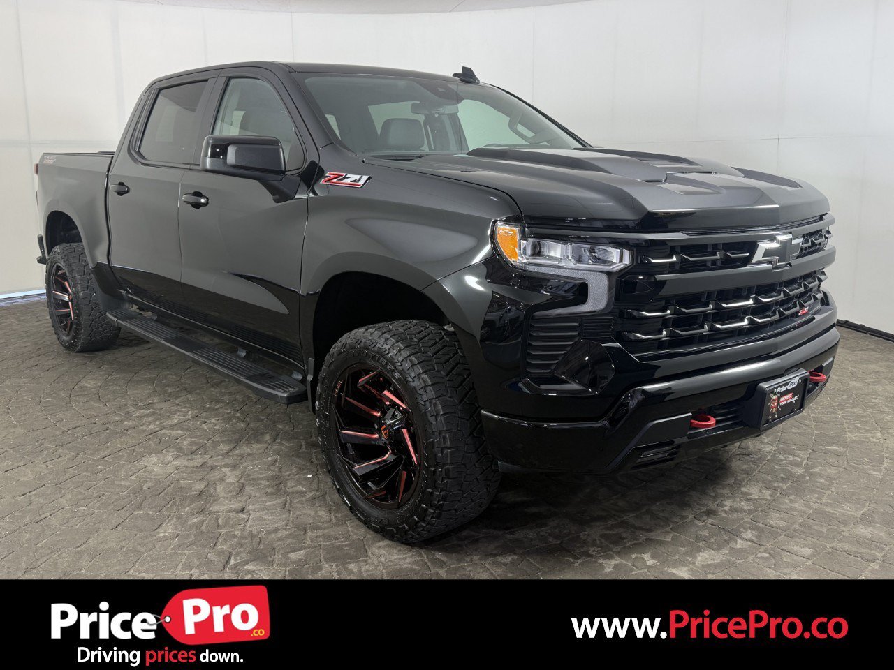 Used 2024 Chevrolet Silverado 1500 LT Trail Boss w/ Convenience Package II