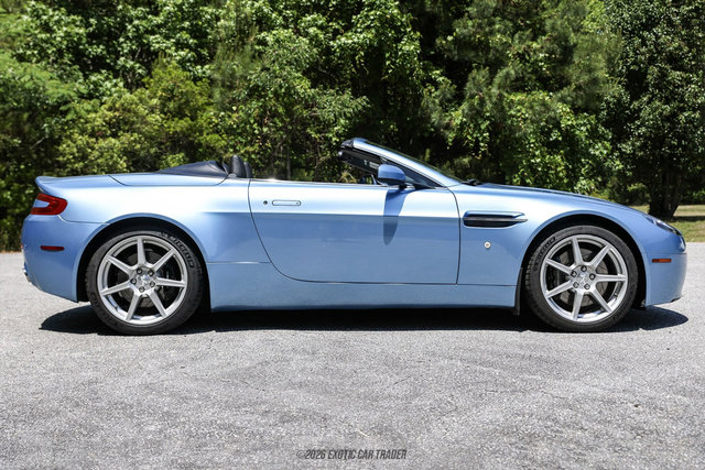 Used 2007 Aston Martin V8 Vantage Roadster RWD image 9