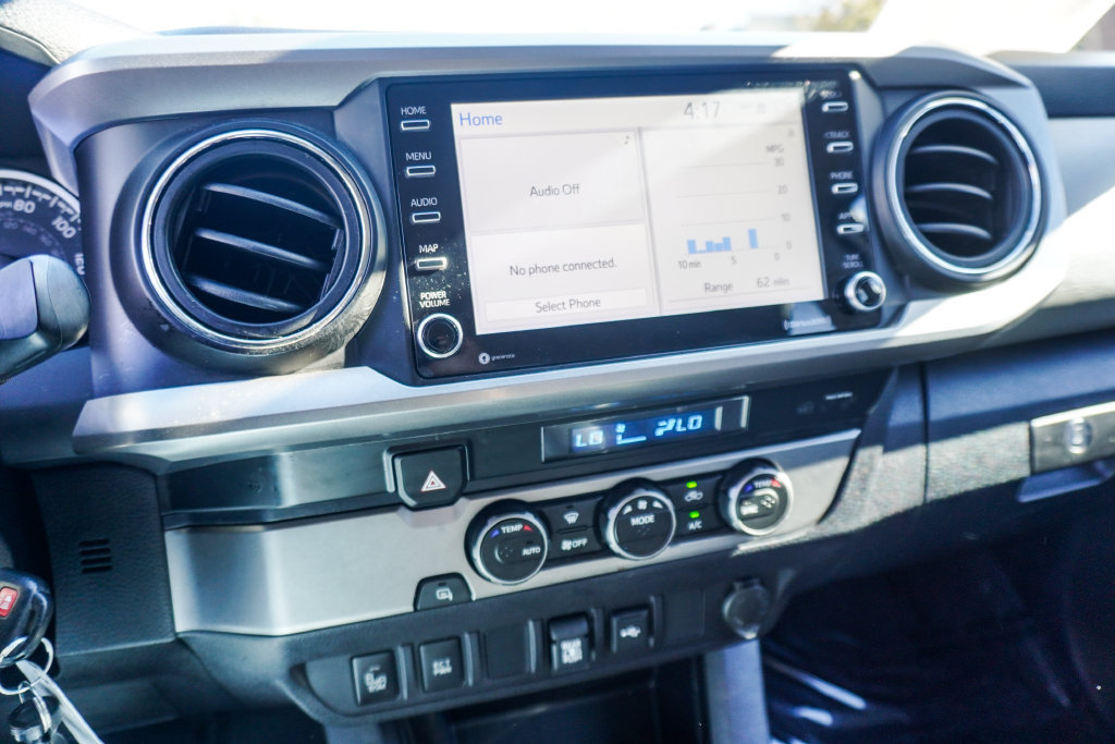 Used 2022 Toyota Tacoma SR5 w/ Technology Package RWD image 22