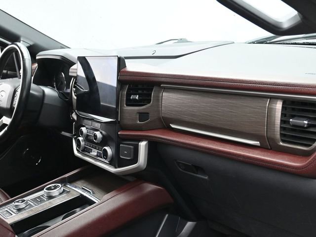 Used 2023 Ford Expedition Limited image 28