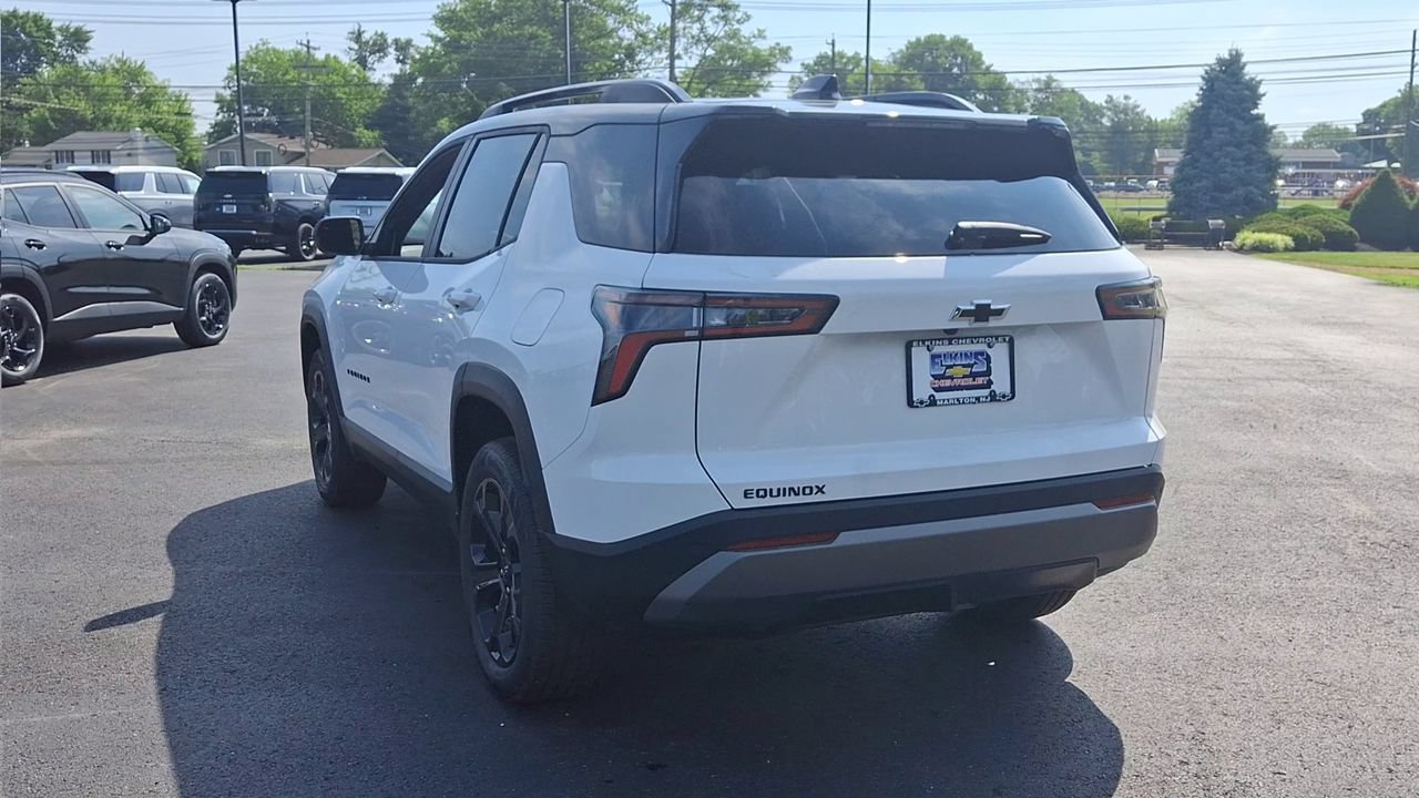 New 2026 Chevrolet Equinox LT w/ Midnight Edition FWD image 9