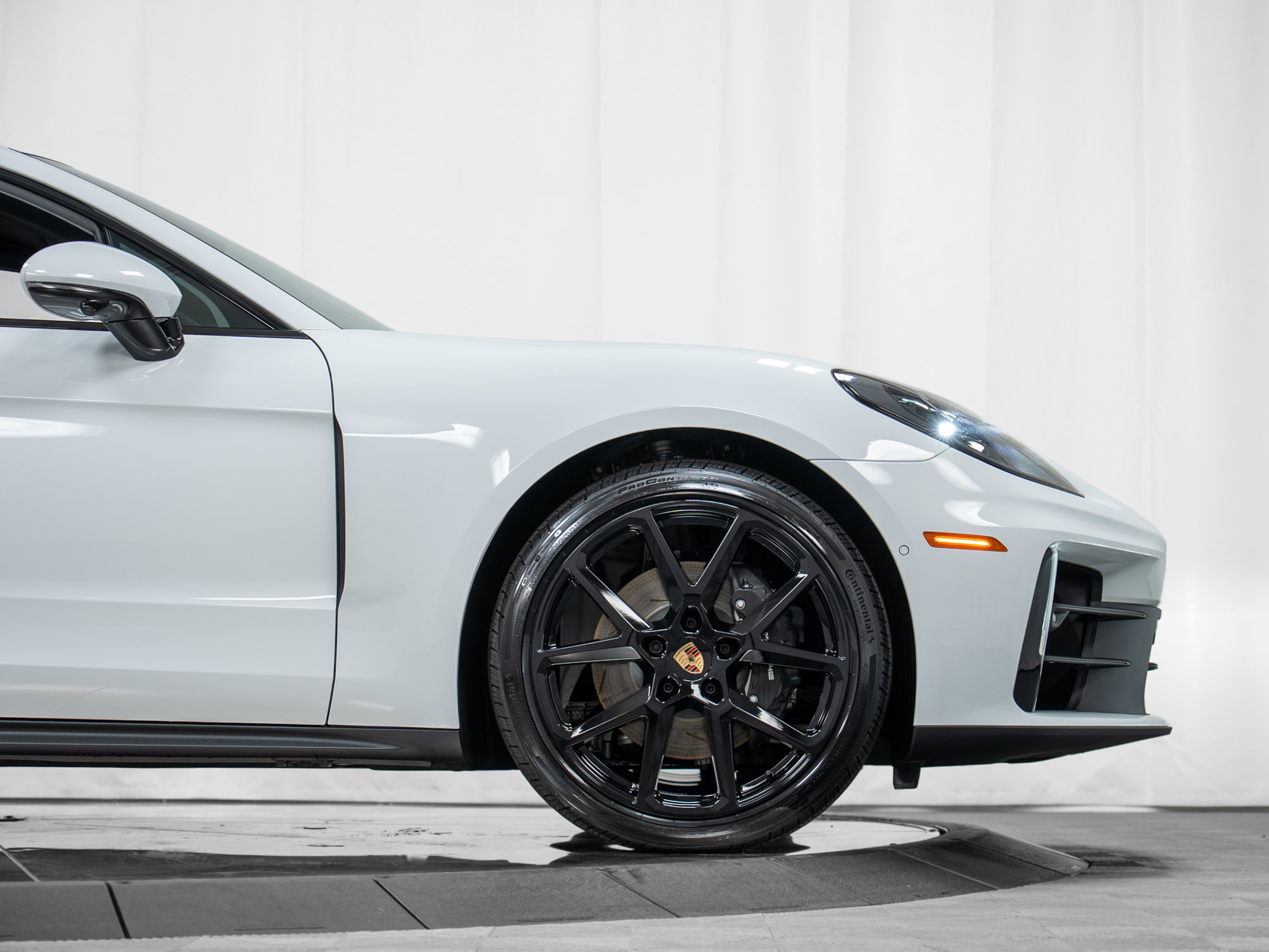 New 2026 Porsche Panamera 4 AWD/4WD image 11