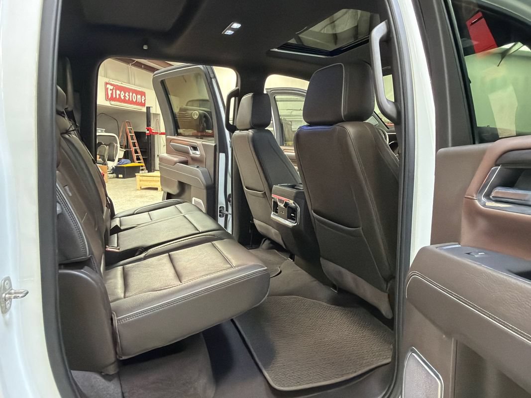 Used 2024 GMC Sierra 3500 Denali w/ Denali Reserve Package AWD/4WD image 45
