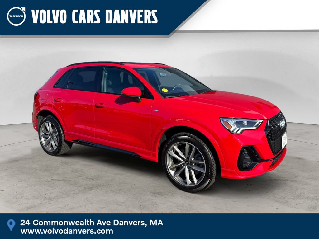 Used 2024 Audi Q3 2.0T Premium Plus w/ Premium Plus Package AWD/4WD image 1