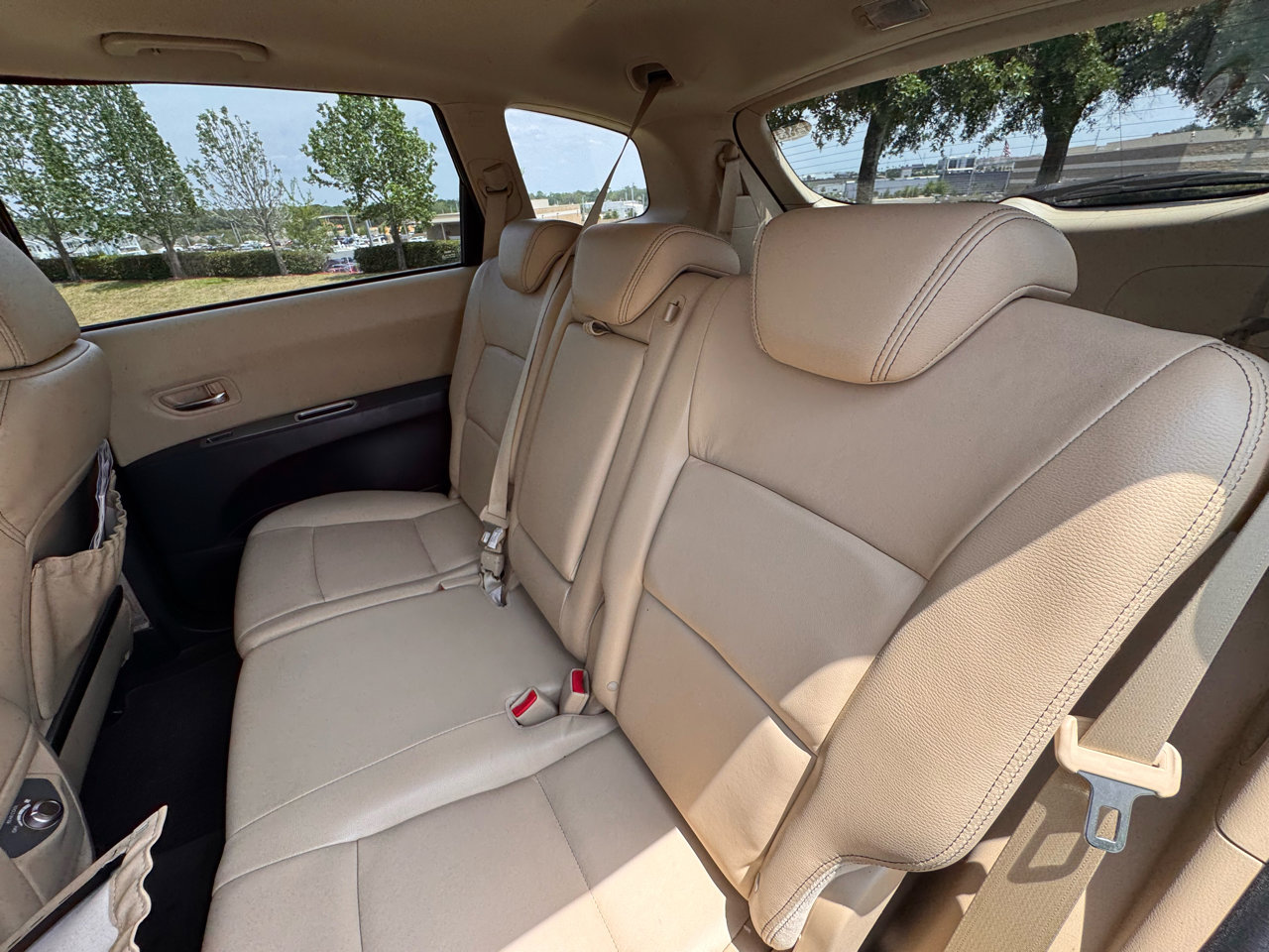 Used 2010 Subaru Tribeca Limited image 10