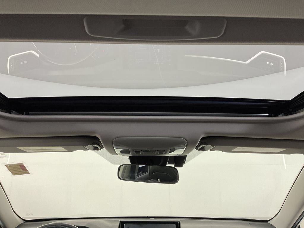 Used 2019 Toyota RAV4 XLE Premium w/ Cold Weather Package AWD/4WD image 15