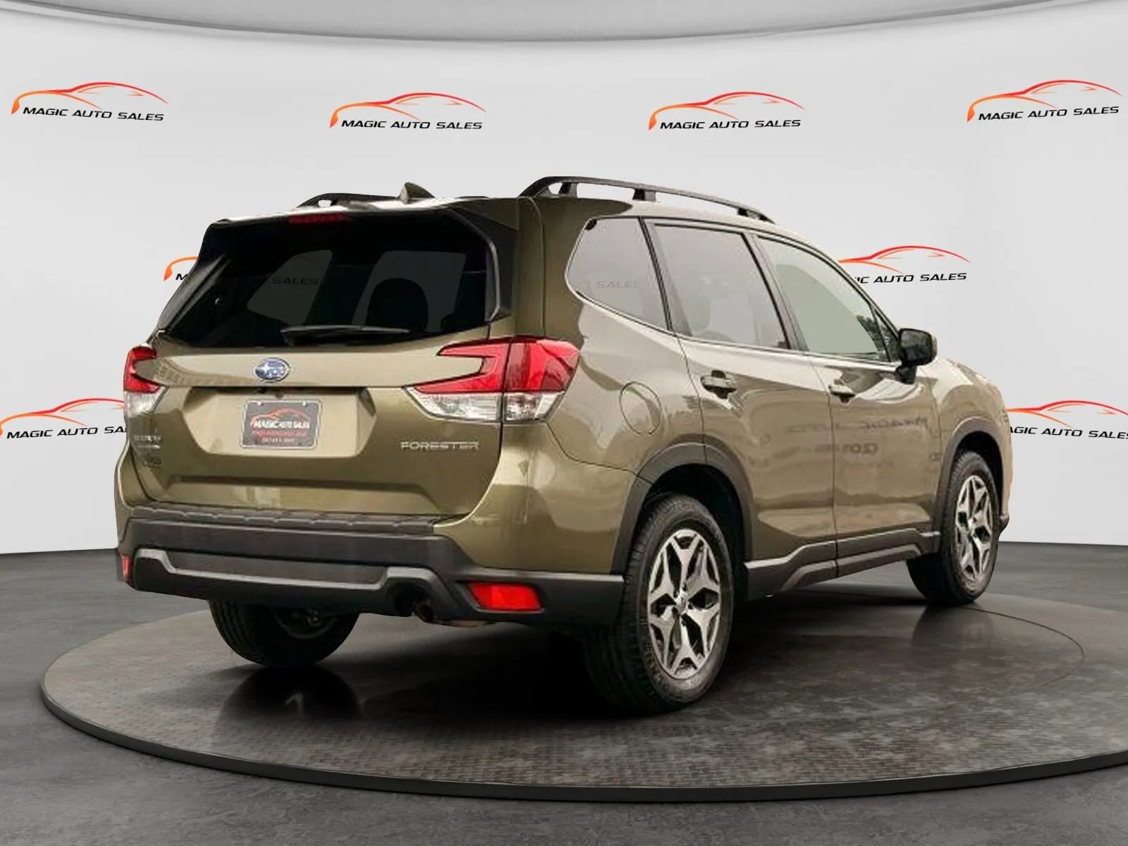 Used 2022 Subaru Forester Premium AWD/4WD image 7