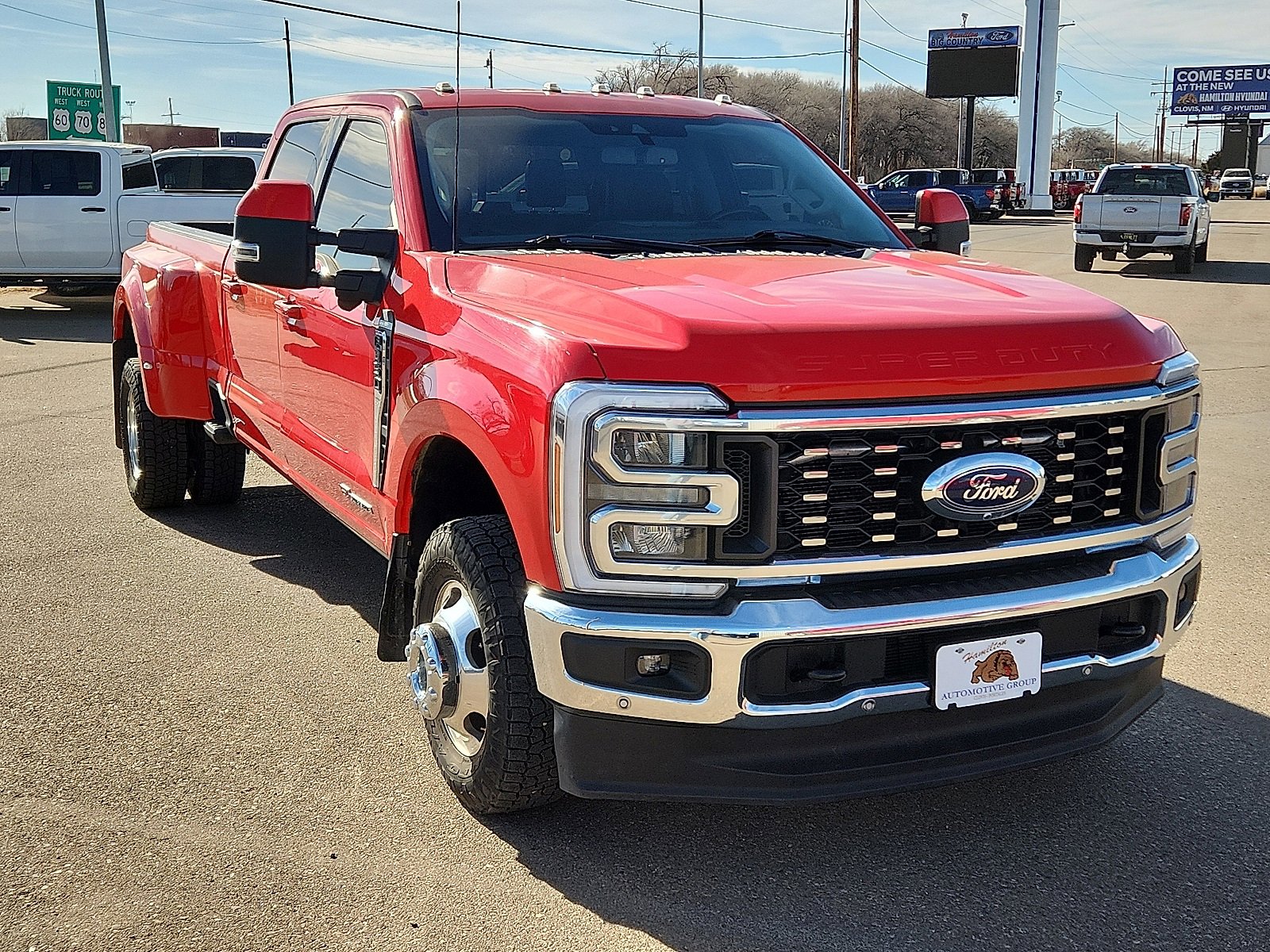 Used 2023 Ford F350 Lariat w/ Lariat Ultimate Package image 6