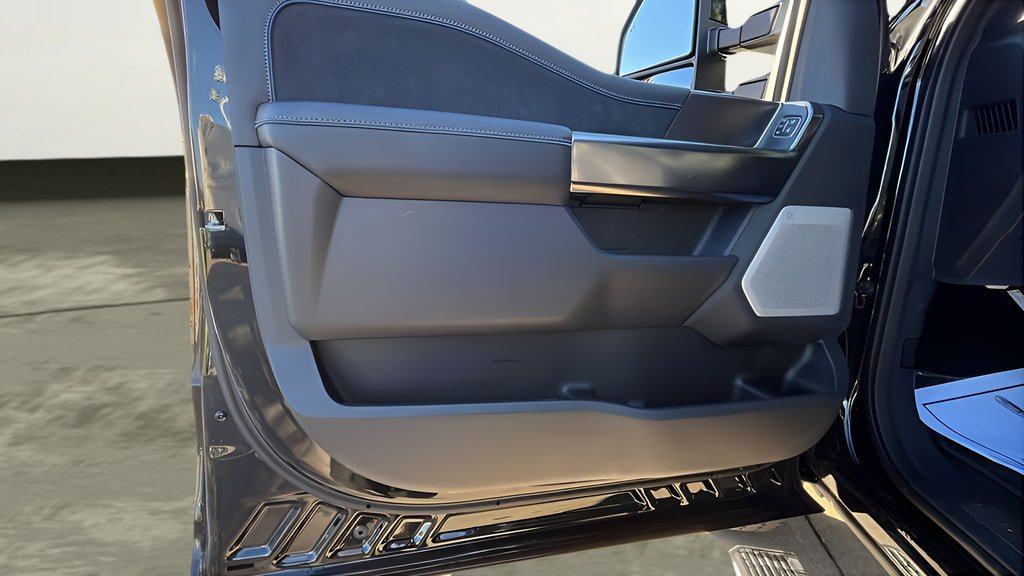 New 2026 Ford F250 Platinum AWD/4WD image 23
