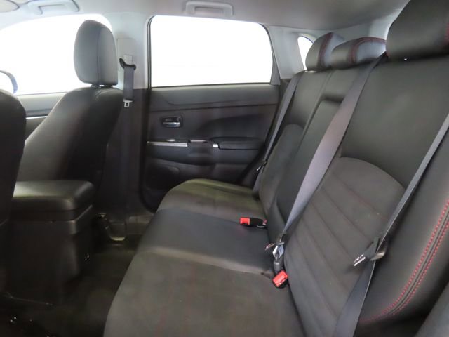 Used 2025 Mitsubishi Outlander Sport SE AWD/4WD image 26