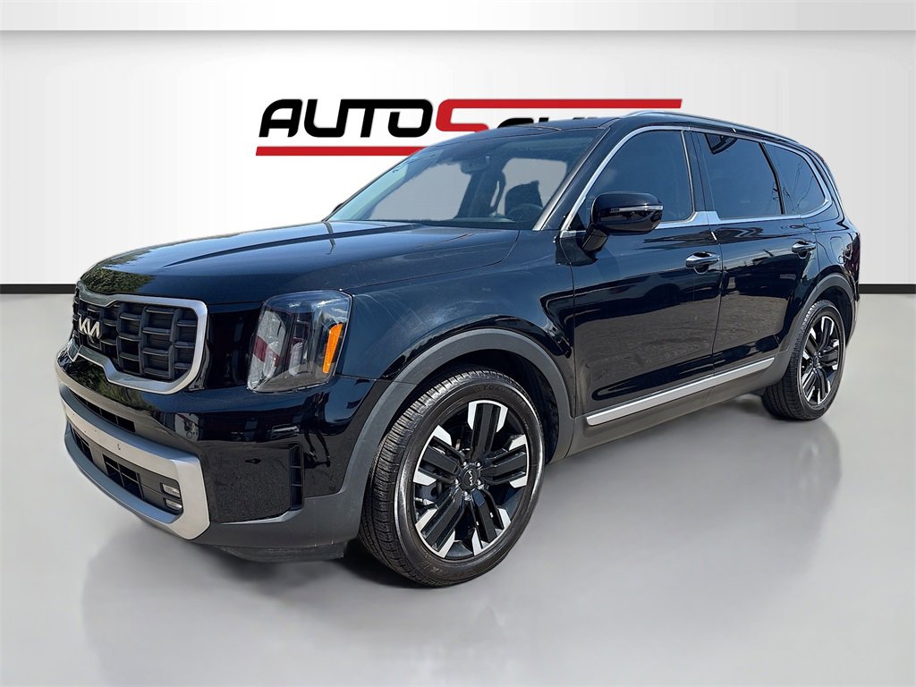 Used 2023 Kia Telluride SX image 3