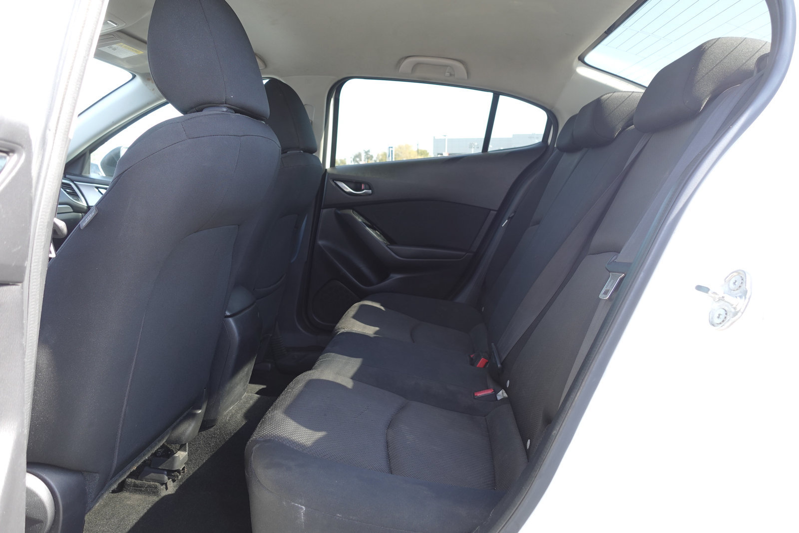 Used 2017 MAZDA MAZDA3 Sport FWD image 12