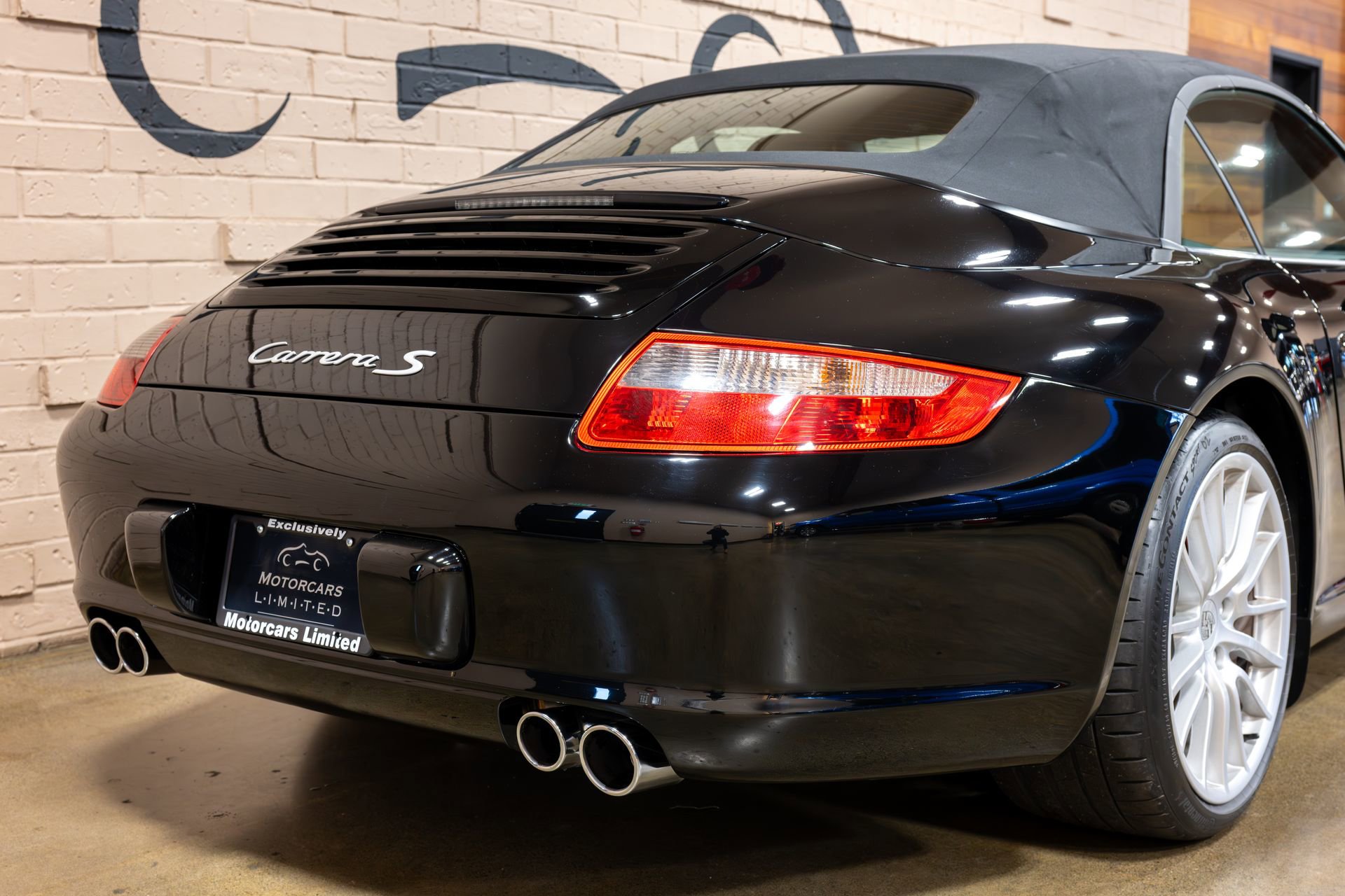 Used 2006 Porsche 911 Carrera S image 22