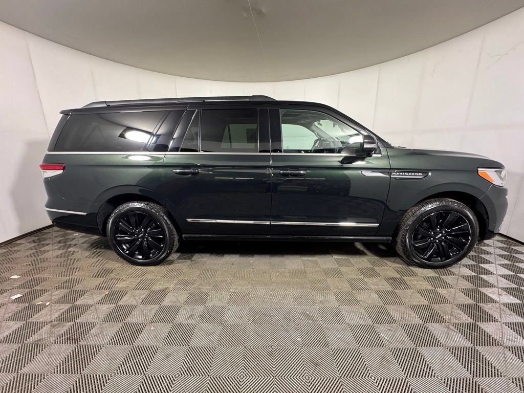 Certified 2022 Lincoln Navigator L Black Label AWD/4WD image 6