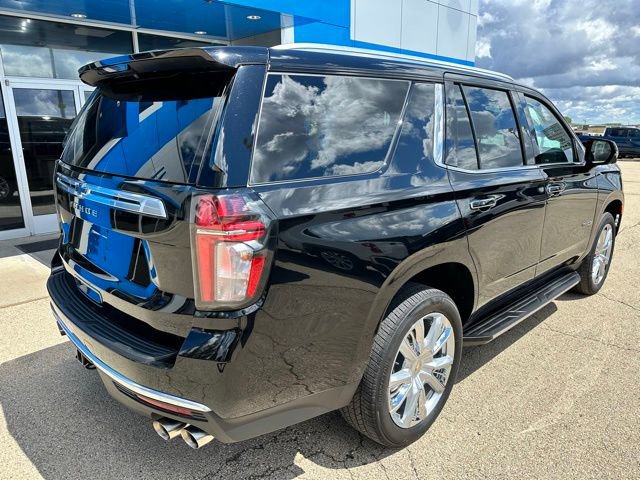 Used 2023 Chevrolet Tahoe High Country image 3