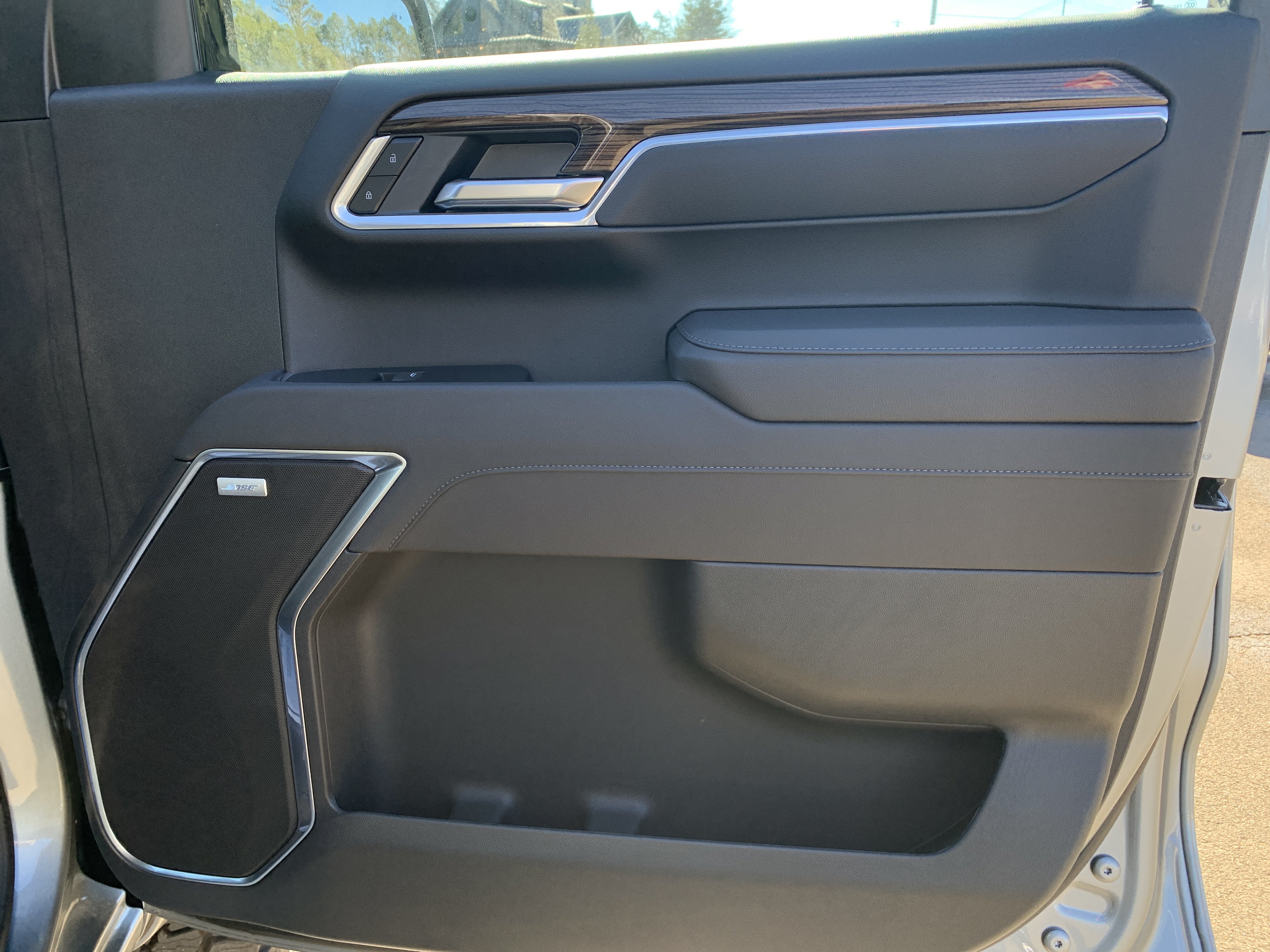 New 2025 Chevrolet Silverado 1500 RST AWD/4WD image 31