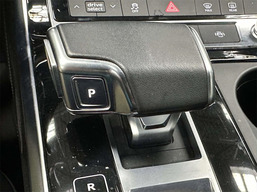 Used 2023 Audi Q7 3.0T Premium Plus w/ Premium Plus Package image 27