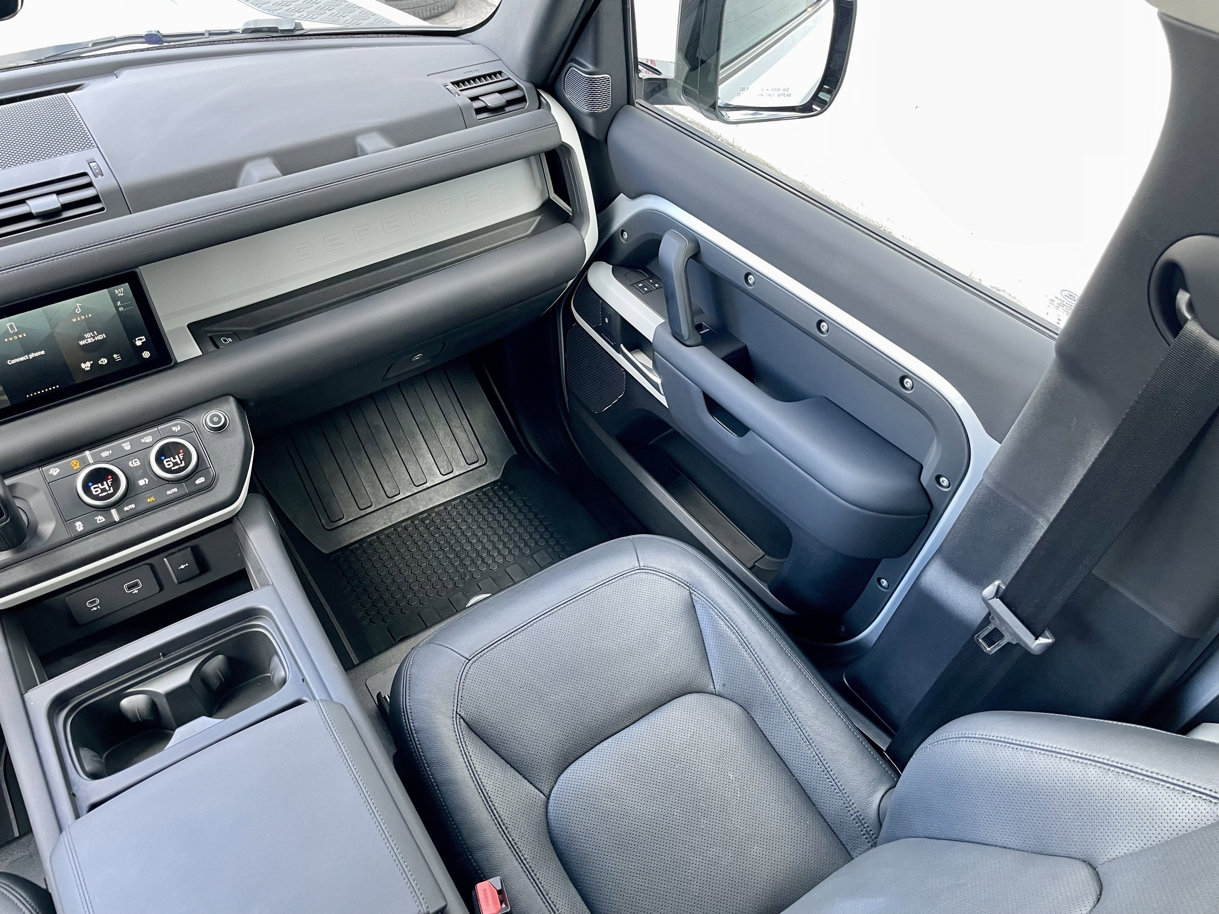 Certified 2024 Land Rover Defender 110 S image 18