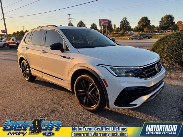 Used 2022 Volkswagen Tiguan SE R-Line FWD image 1