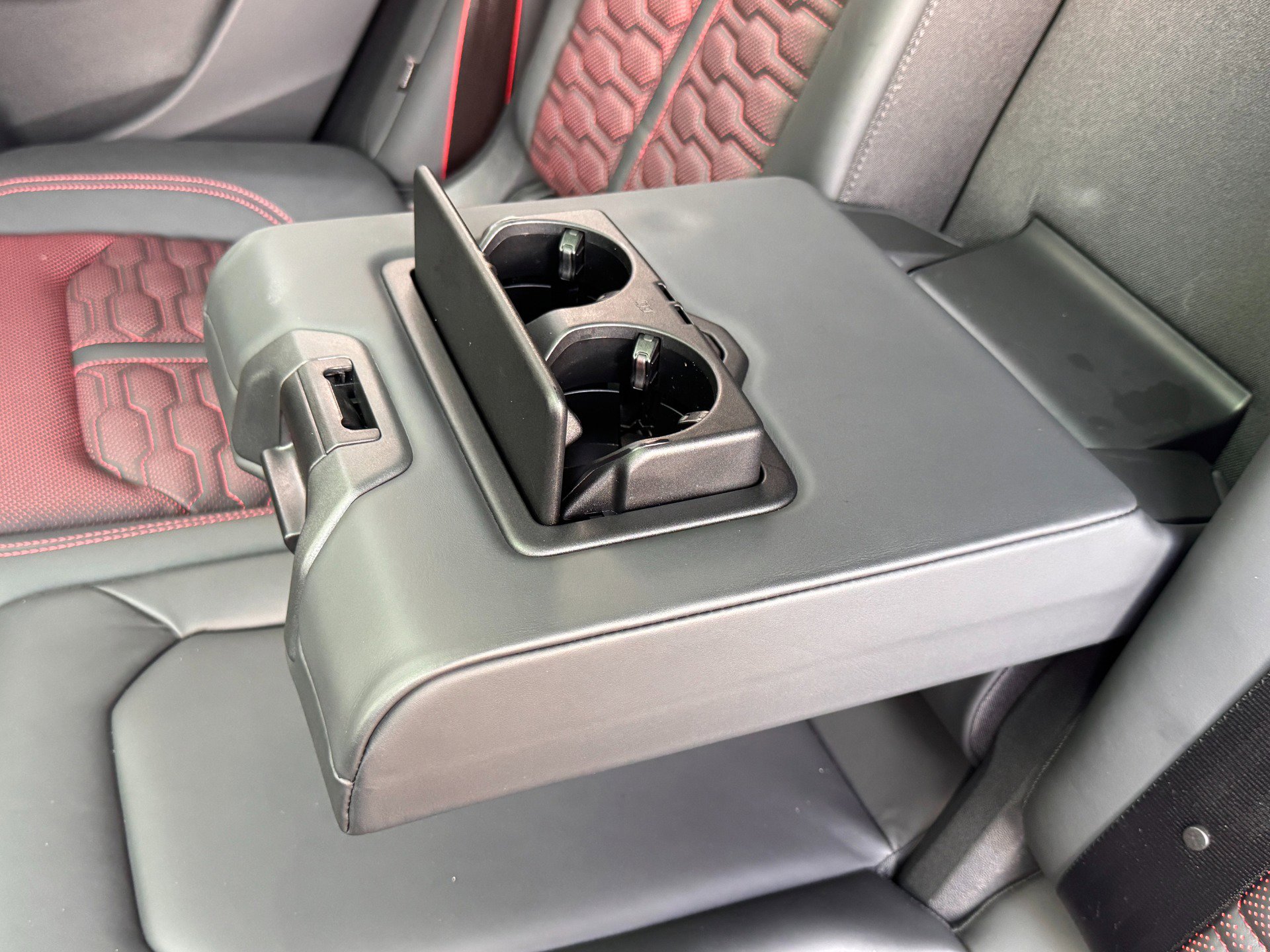 Used 2025 Audi RS Q8 performance image 55