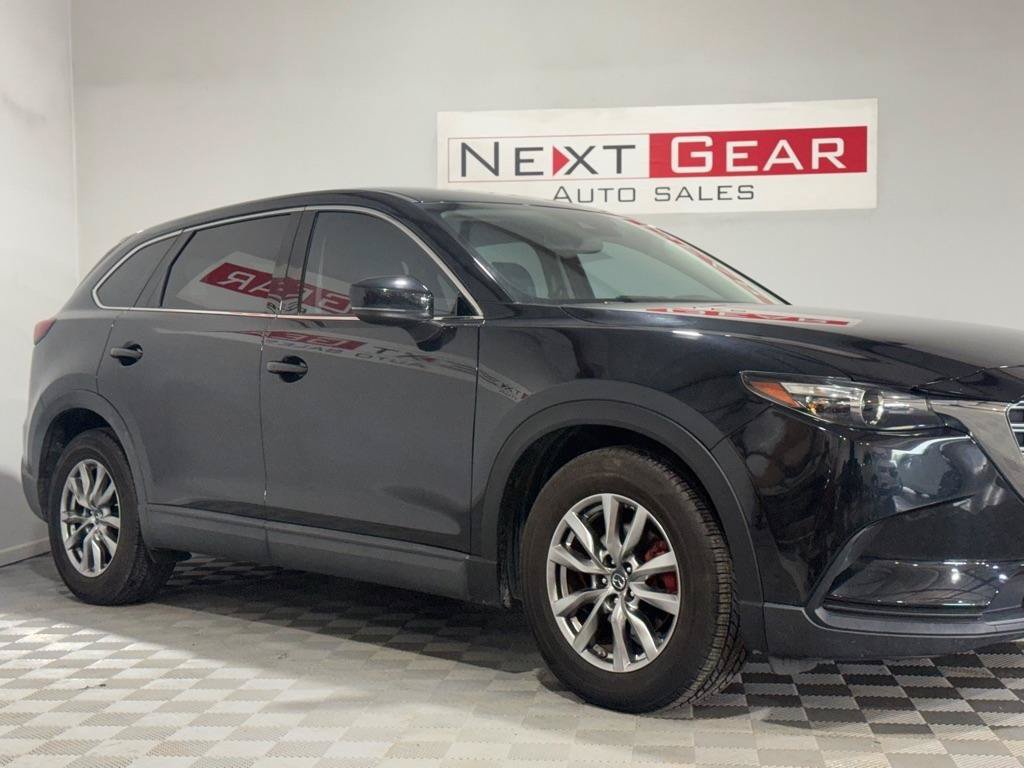 Used 2018 MAZDA CX-9 Touring FWD image 2