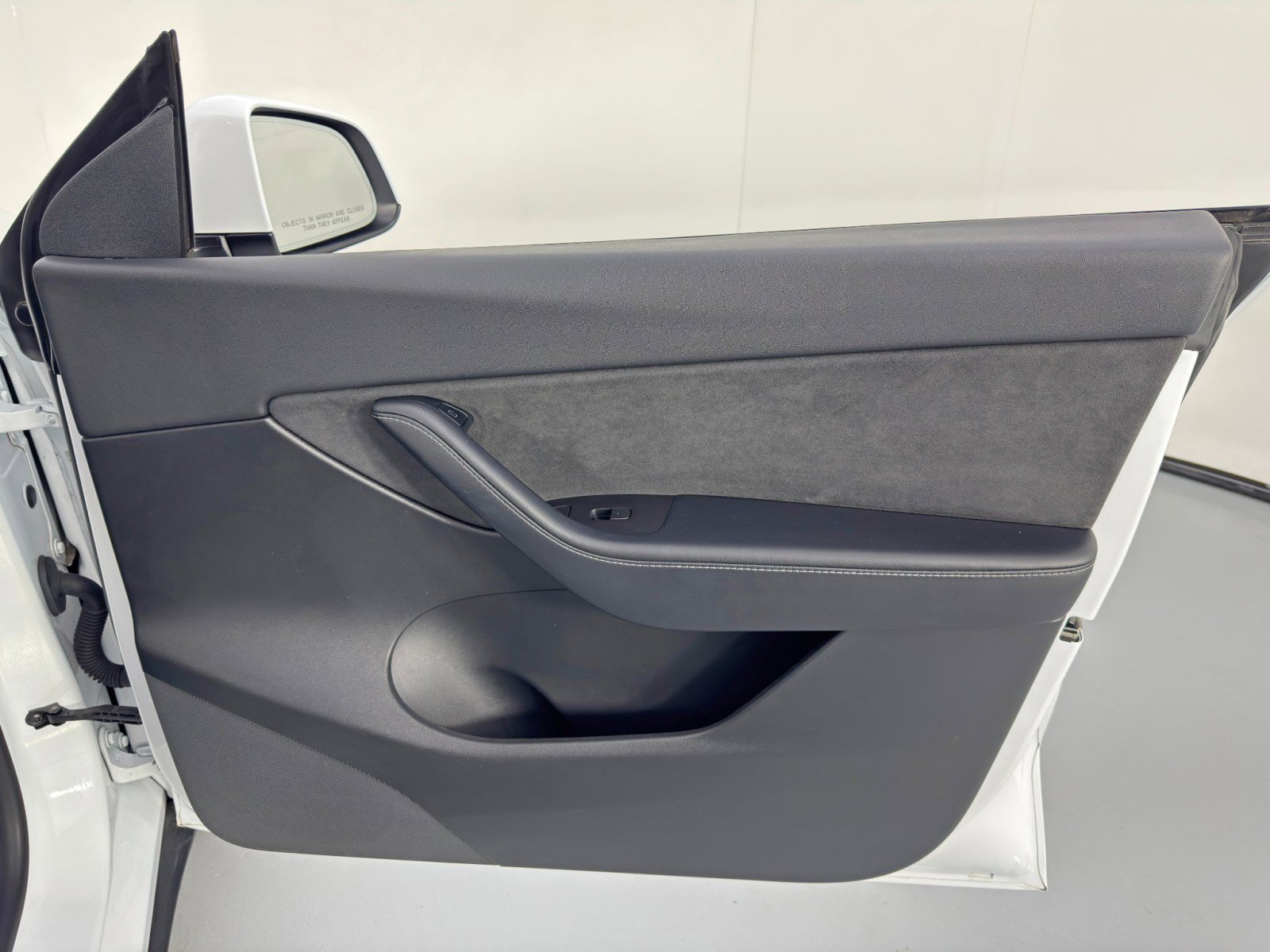 Used 2021 Tesla Model Y Long Range image 44