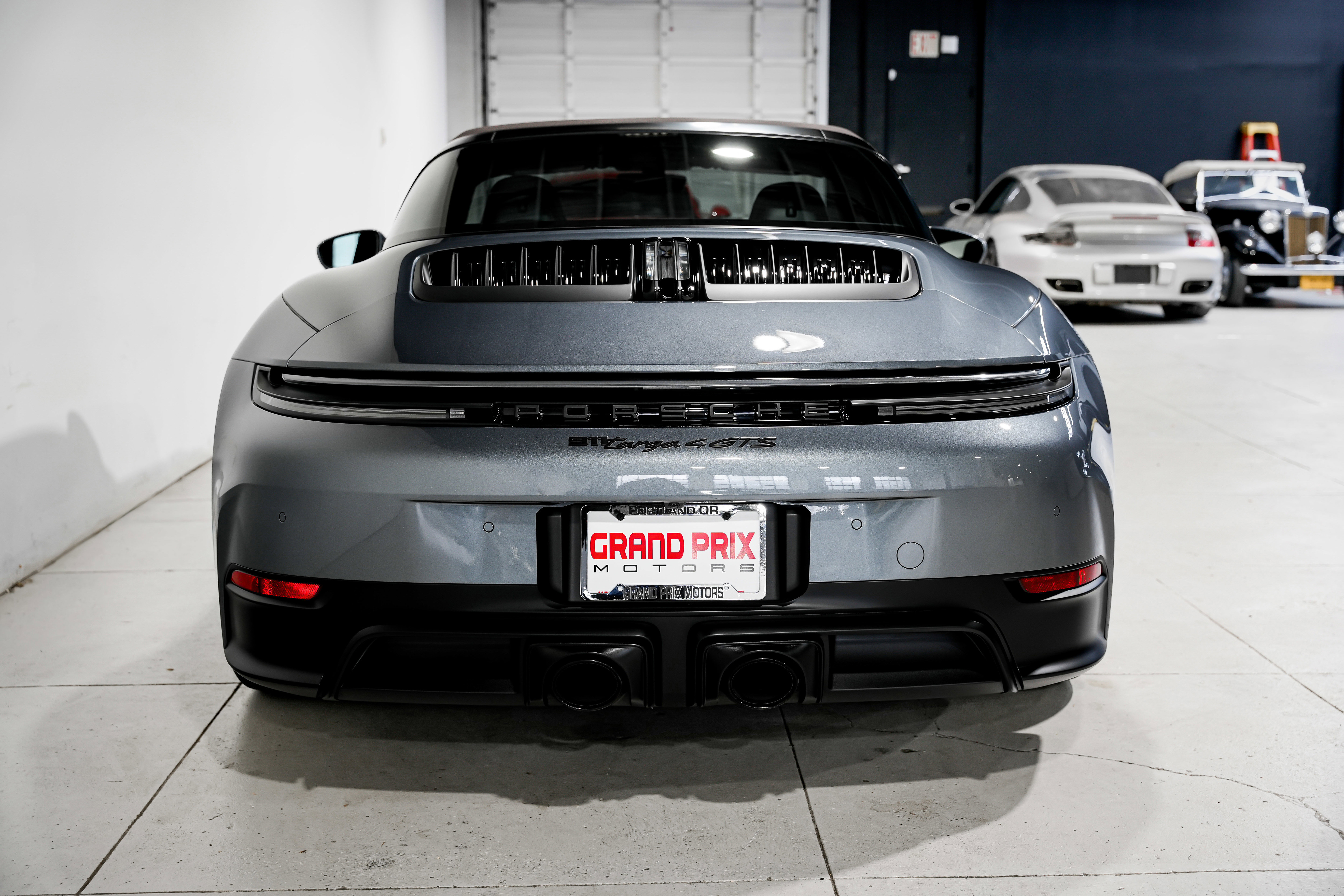 Used 2025 Porsche 911 Targa 4 GTS image 5