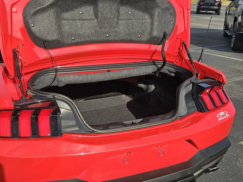Used 2024 Ford Mustang Premium image 9