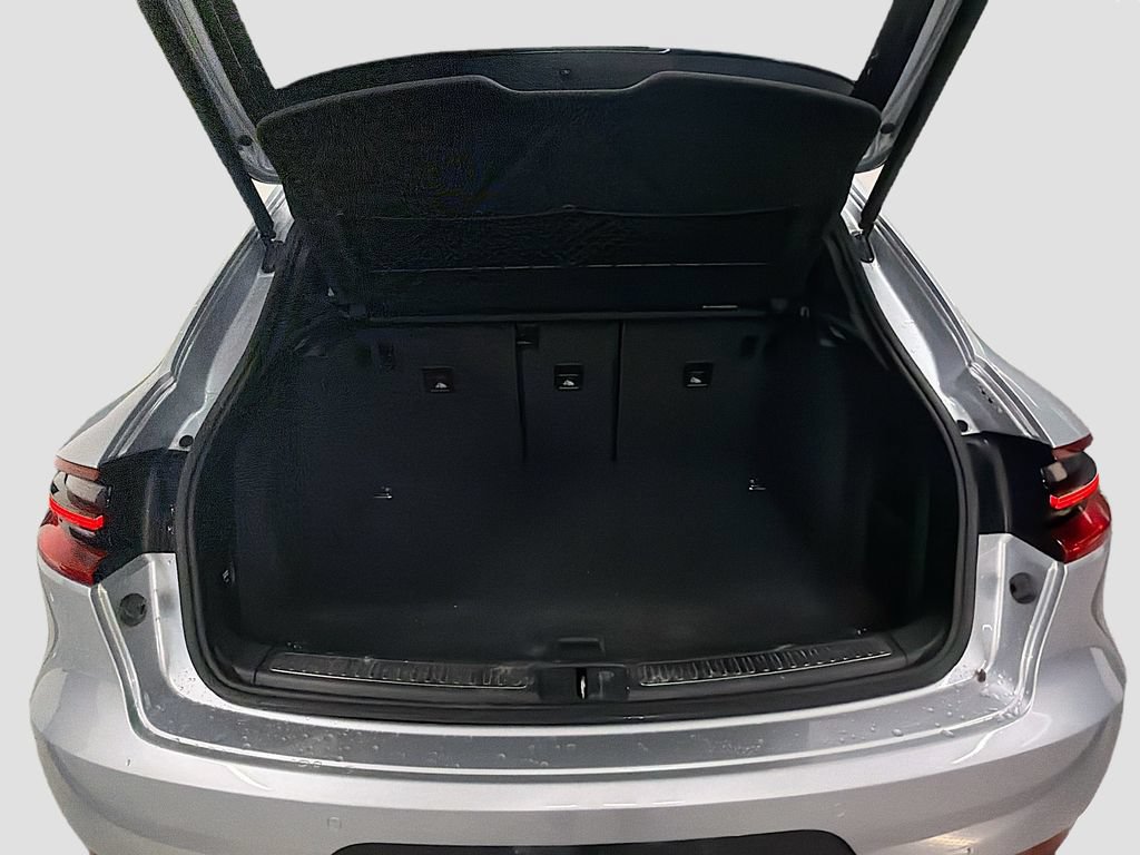 Certified 2015 Porsche Macan S AWD/4WD image 28