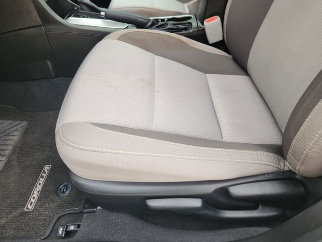 Used 2017 Toyota Corolla LE FWD image 24