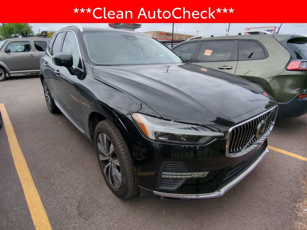 Used 2023 Volvo XC60 B5 Plus FWD image 3