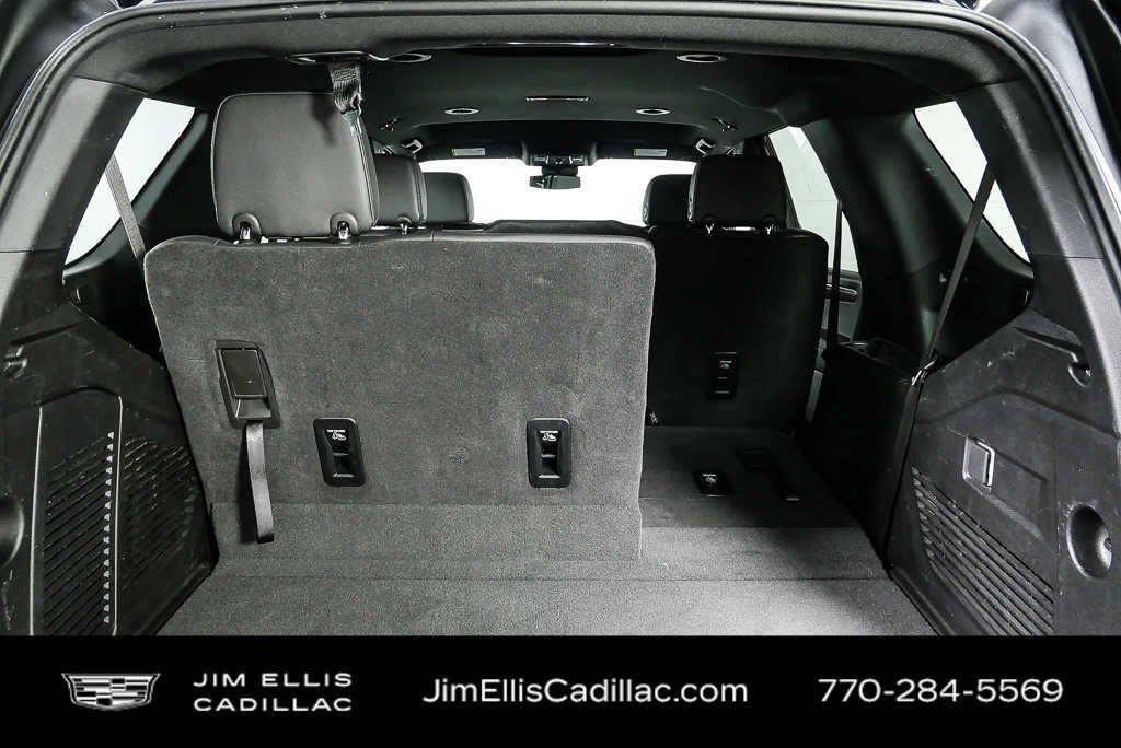 Used 2025 Chevrolet Tahoe LT RWD image 32