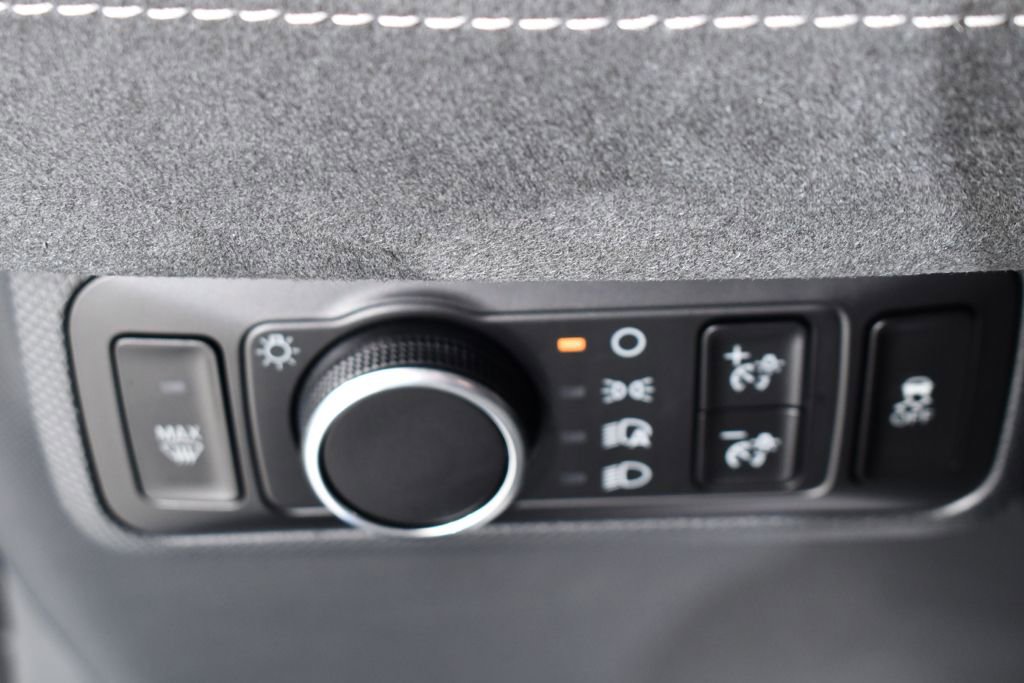 Used 2025 Ford Mustang Mach-E GT image 29
