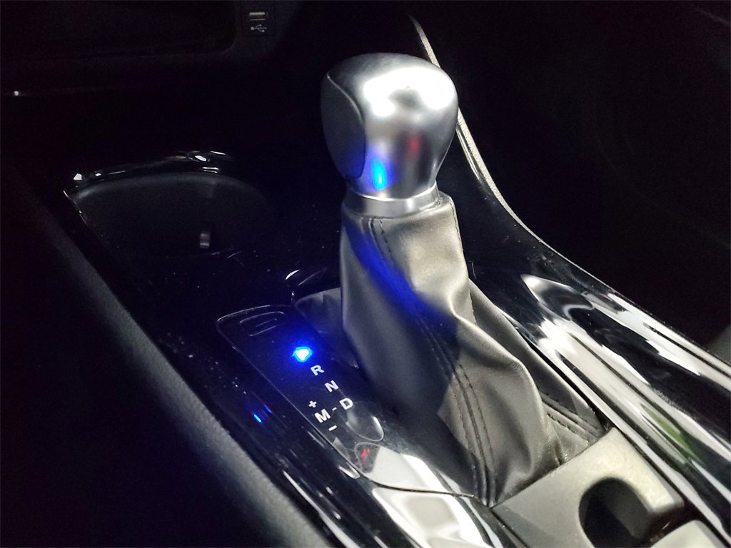 Used 2021 Toyota C-HR XLE image 24