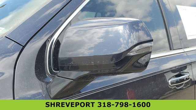 Certified 2024 GMC Yukon XL Denali Ultimate AWD/4WD image 19