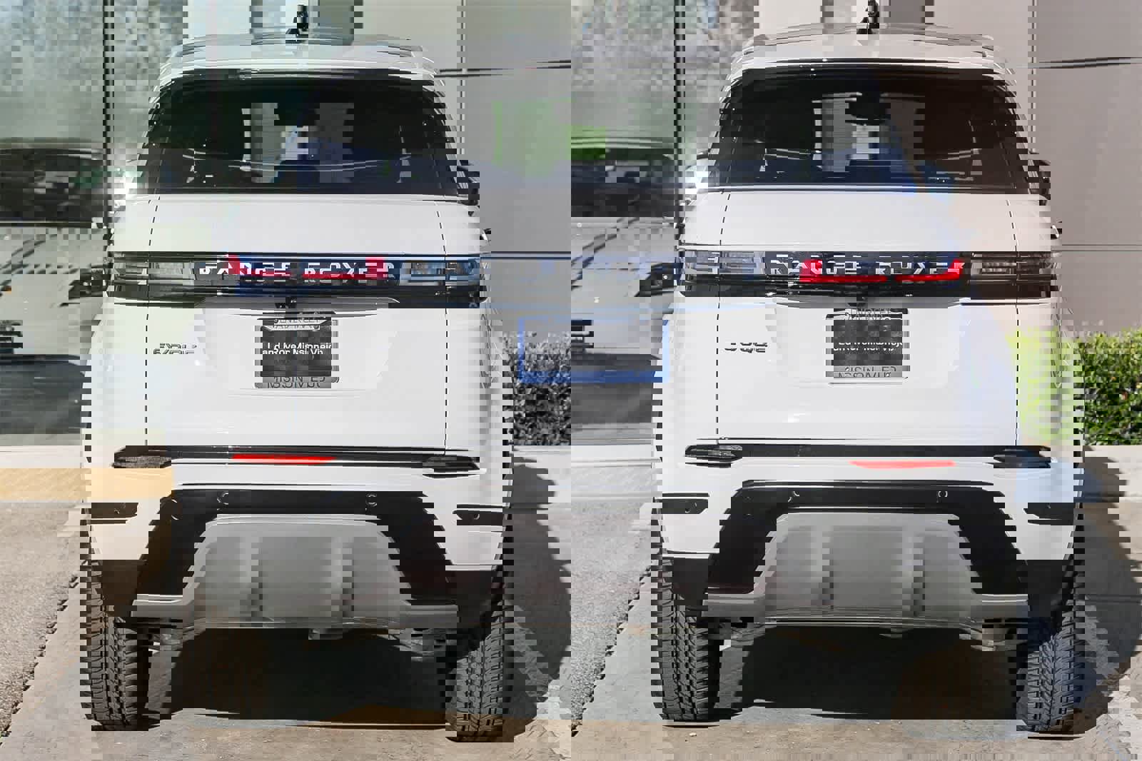 Certified 2025 Land Rover Range Rover Evoque S image 6